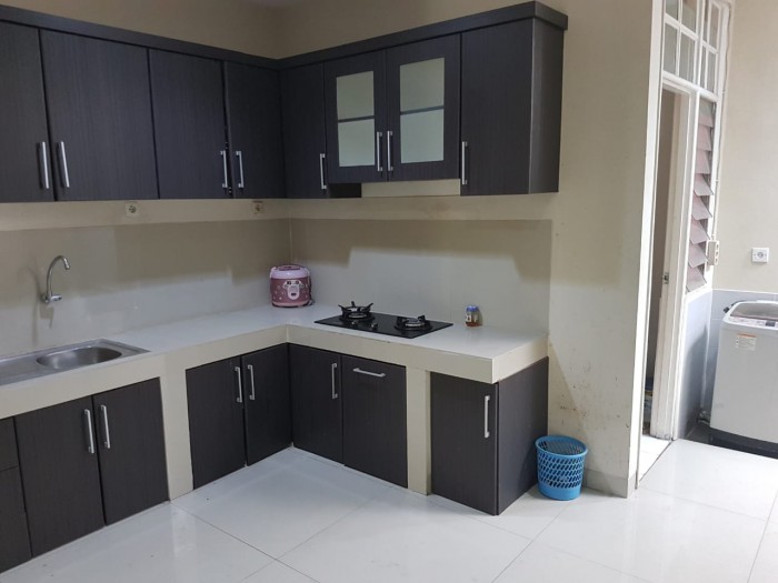 Rumah Disewakan Fully Furnished di Taman Beverly Lippo Cikarang